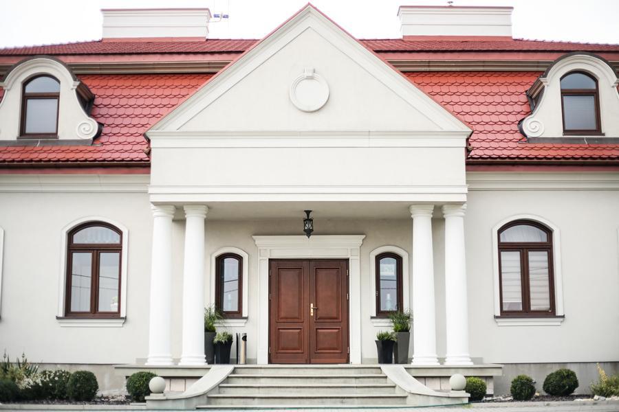 Prestige Wierzchowisko Exterior foto